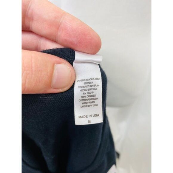 Axe Body Spray Girl’s Size Medium Promotional Shirt Tom Apparel Group Black - Picture 8 of 8